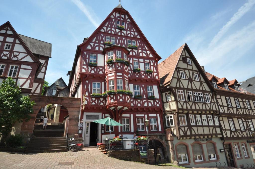 Hotel Schmuckkaestchen Мільтенберг Номер фото
